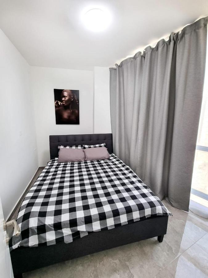 Sima Suite Ashdod Luaran gambar